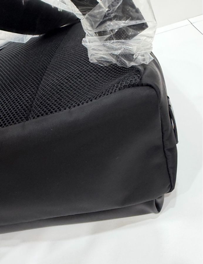 《仙闆名牌精品》Fendi Bag Bugs monster 怪獸 後背包 肩背包 雙肩包 手提包-18