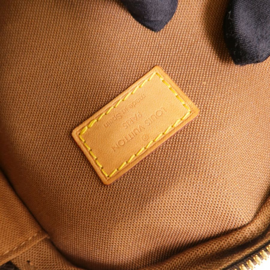 LOUIS VUITTON Monogram Pochette Gange金扣肩背袋-7