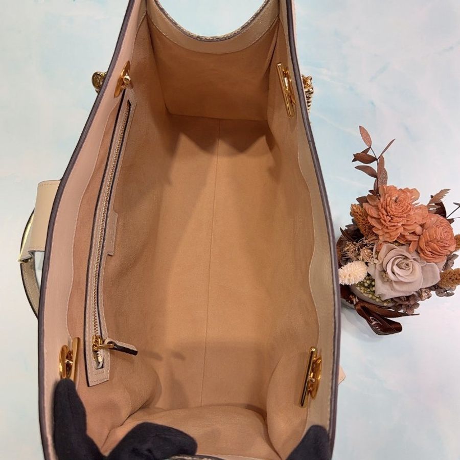GUCCI Padlock GG Supreme中型托特包-4