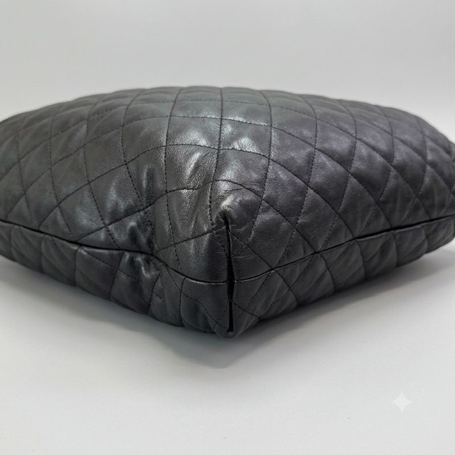 Saint Laurent (YSL) 黑金經典 Icare Maxi Shopping Bag 2023年-8