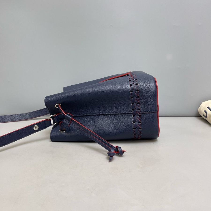 LV lockme bucke藍色全皮編織水桶包-3