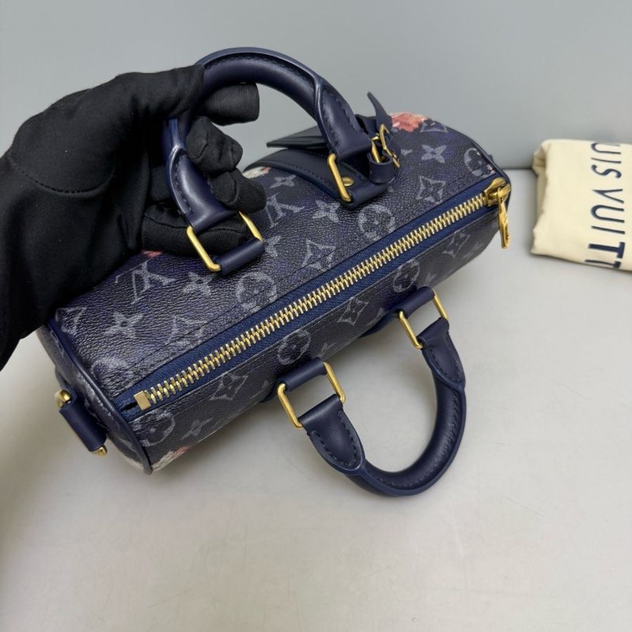 LV Keepall25藍色老花火燒雲枕頭包-6