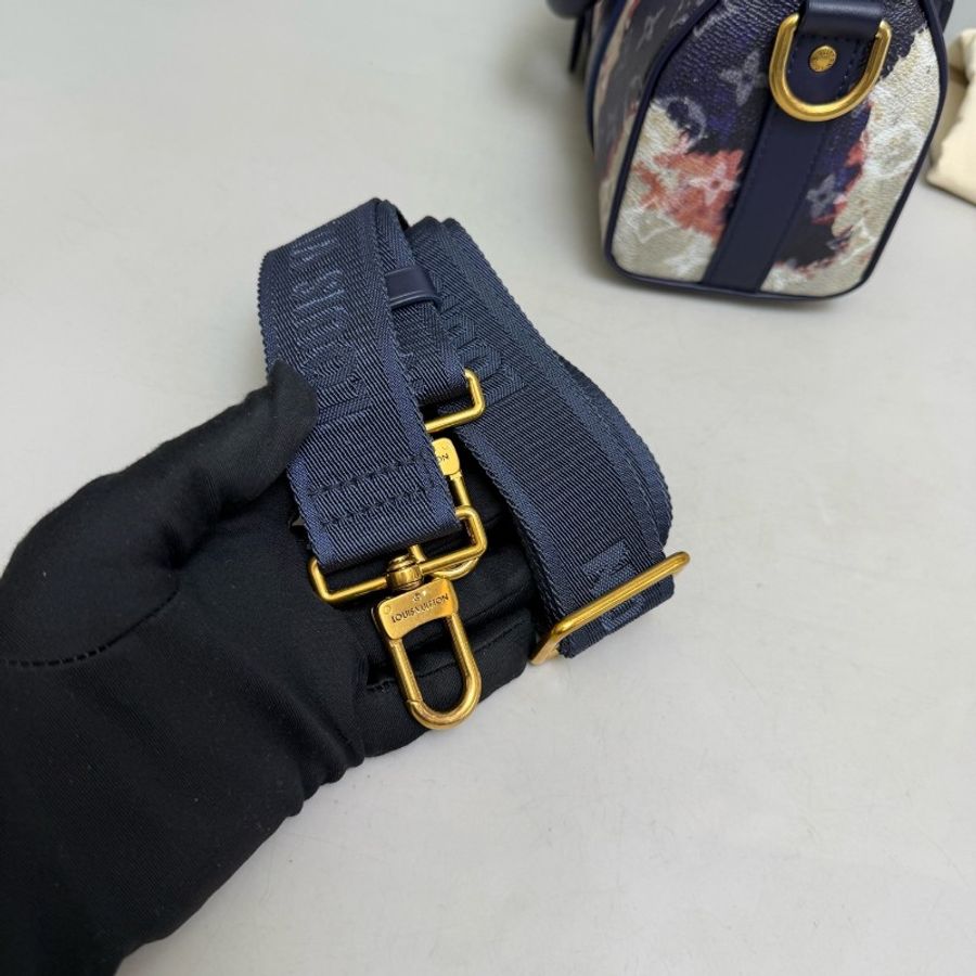 LV Keepall25藍色老花火燒雲枕頭包-7