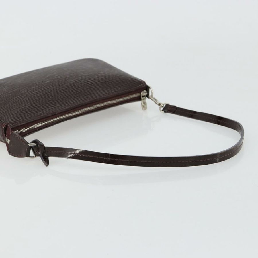 【日本直送】路易威登 Epi Electric Pochette Accessoires Plunge Electric LV Auth 185451V-6