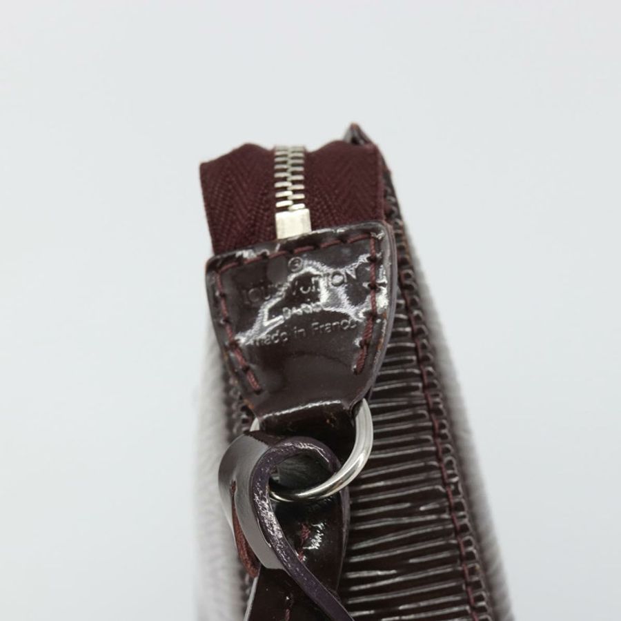 【日本直送】路易威登 Epi Electric Pochette Accessoires Plunge Electric LV Auth 185451V-8