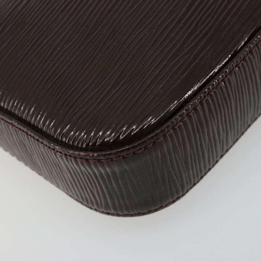 【日本直送】路易威登 Epi Electric Pochette Accessoires Plunge Electric LV Auth 185451V-14