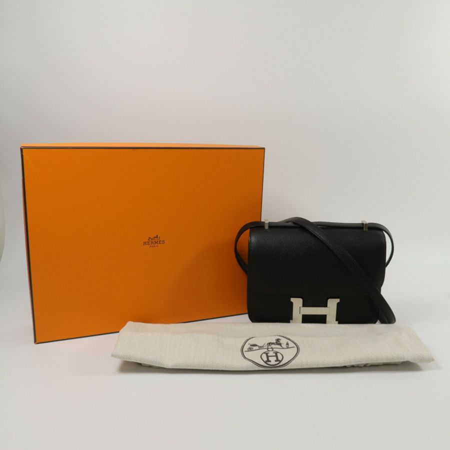 HERMES Epspm皮革Constance Mini肩背袋Noir-9