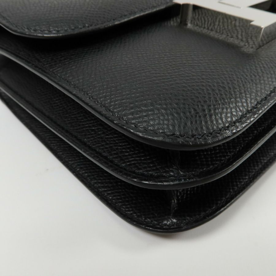 HERMES Epspm皮革Constance Mini肩背袋Noir-10