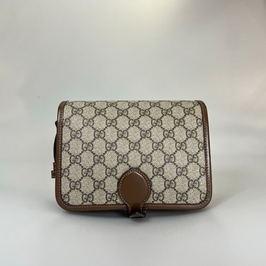 GUCCI 671620 老花掀蓋方包-1