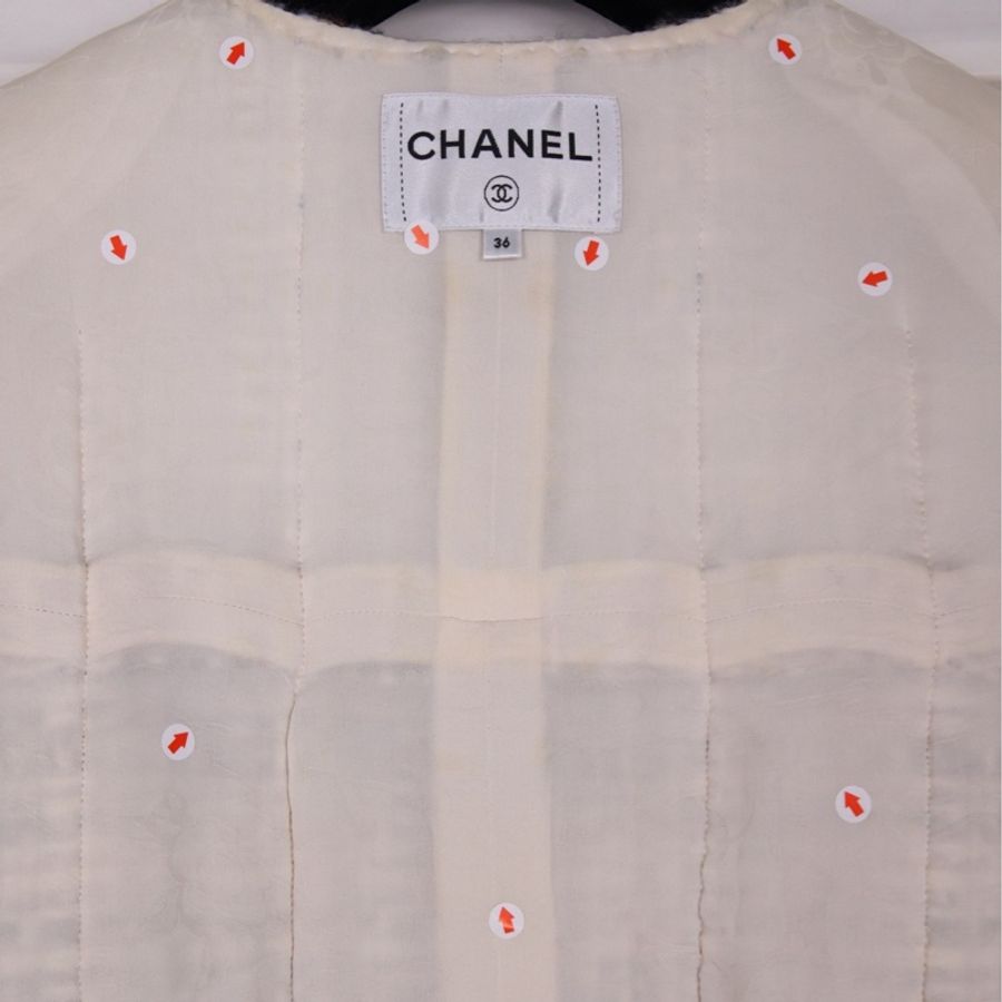 Chanel 18年森林系列米棕色粗花呢两口袋上衣外套-18