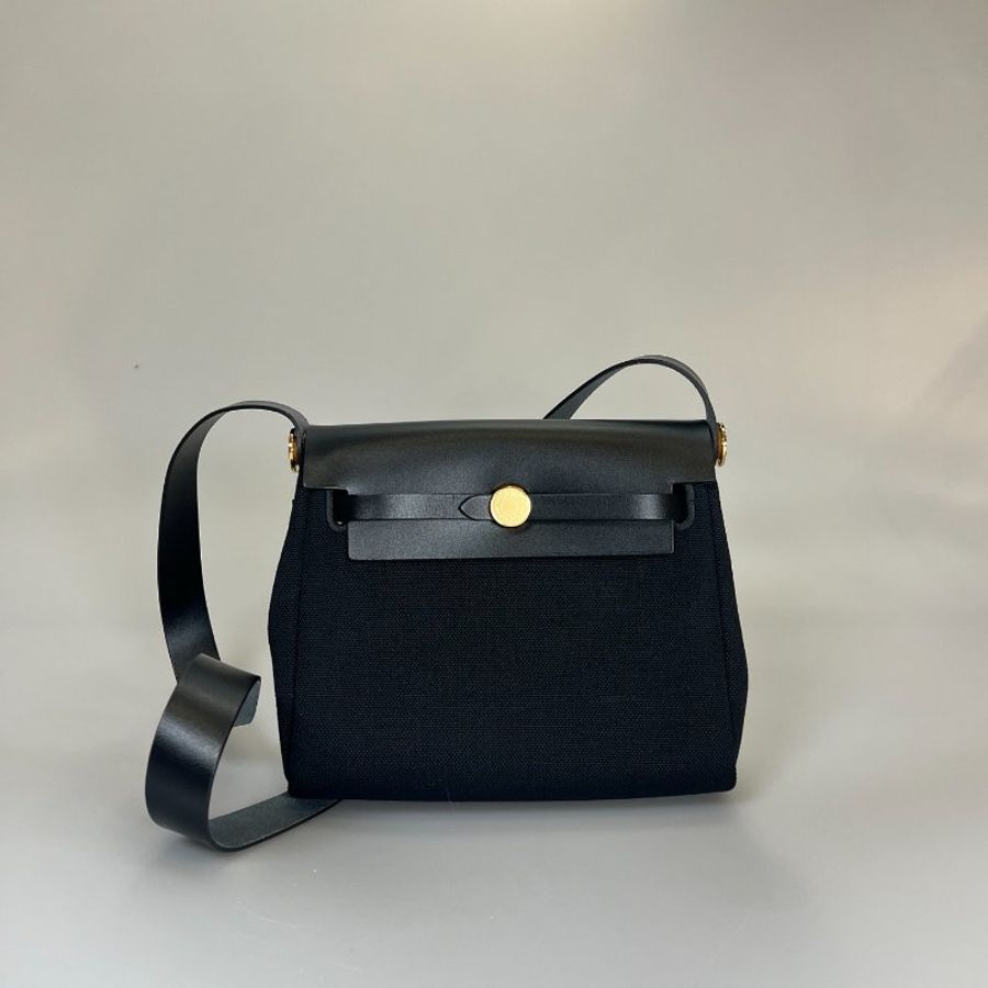 HERMES K刻 黑金HERBAG MINI肩背包-1