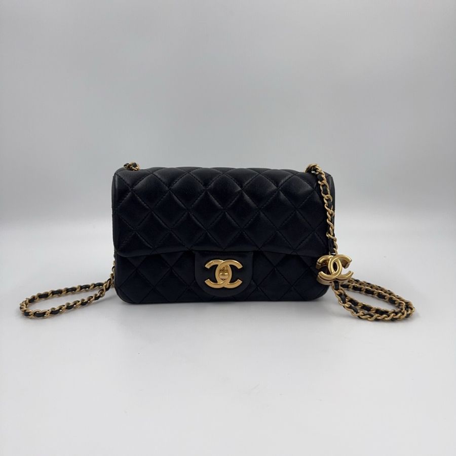 CHANEL黑色進口羊皮雙C調節釦Mini CF20 AS5759(全配!)-2