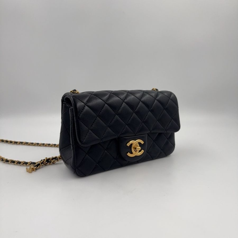 CHANEL黑色進口羊皮雙C調節釦Mini CF20 AS5759(全配!)-4