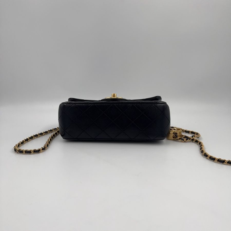 CHANEL黑色進口羊皮雙C調節釦Mini CF20 AS5759(全配!)-6