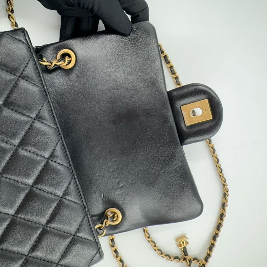 CHANEL黑色進口羊皮雙C調節釦Mini CF20 AS5759(全配!)-24