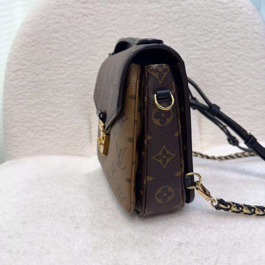 路易威登六種背法後背包LV經典雙色老花Monogram Pochette Métis雙肩包後背包M11941-8