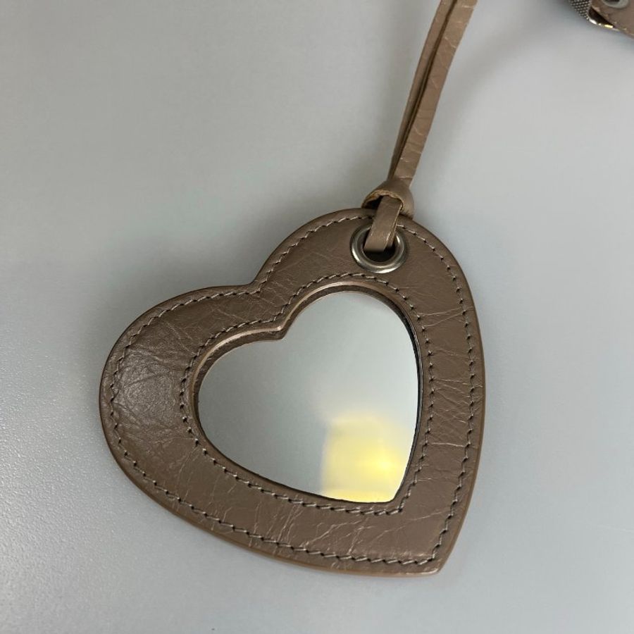 BALENCIAGA 藕色Le Cagole S 半月包-14