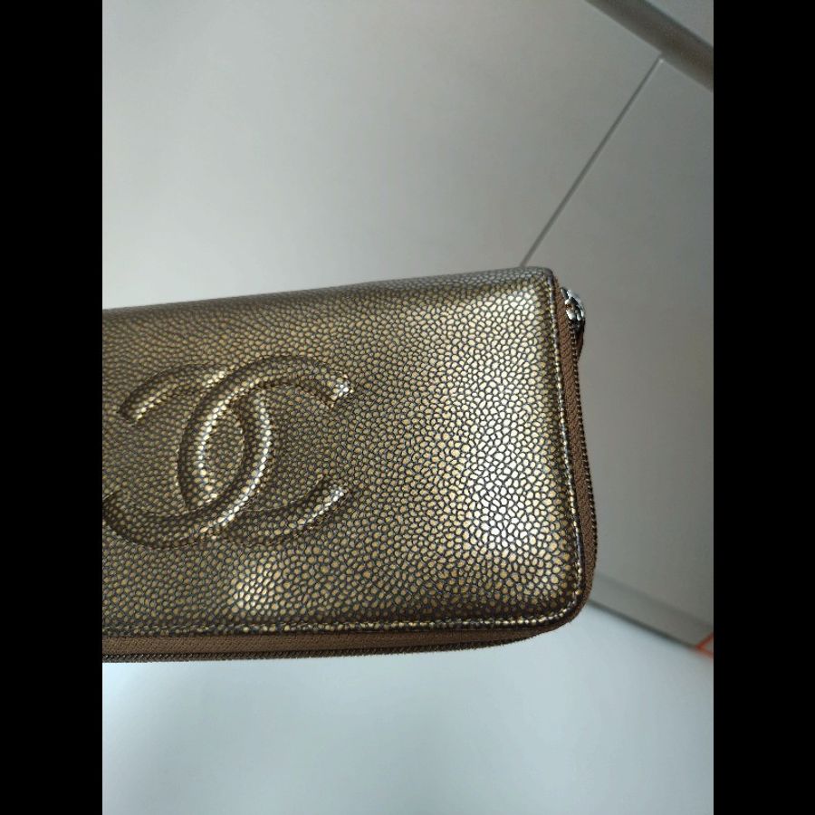 Chanel 古銅金牛皮拉鍊長夾-2