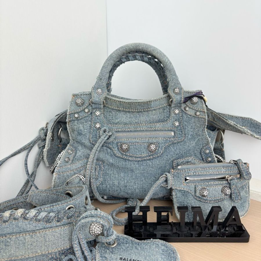 Balenciaga 巴黎世家機車包小號  26*17。-1
