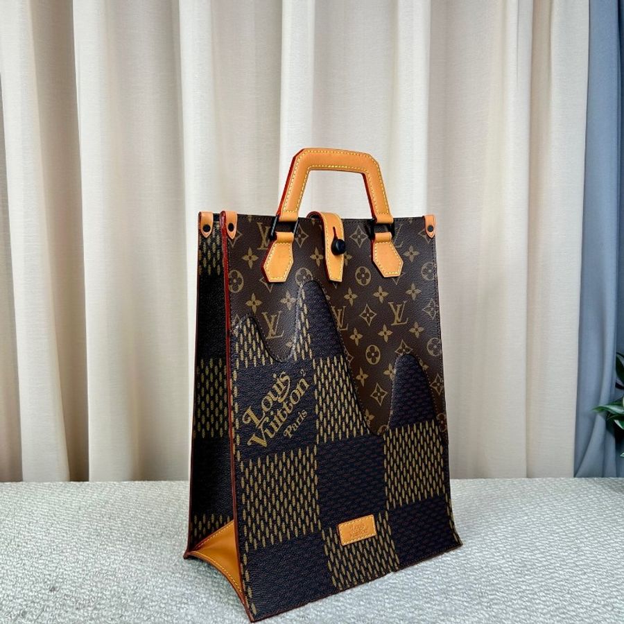 LV路易威登nigo聯名琴譜風琴包 方塊格紋拼接老花 可調節肩帶-1