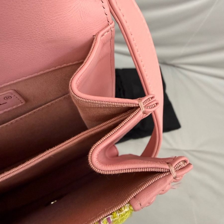 Chanel 19s豎版leboy 粉紅色軟泥 牛皮金扣-16