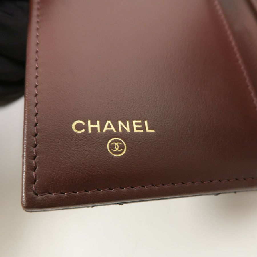CHANEL 牛皮皮革Classic Medium Flap Wallet長錢包-7