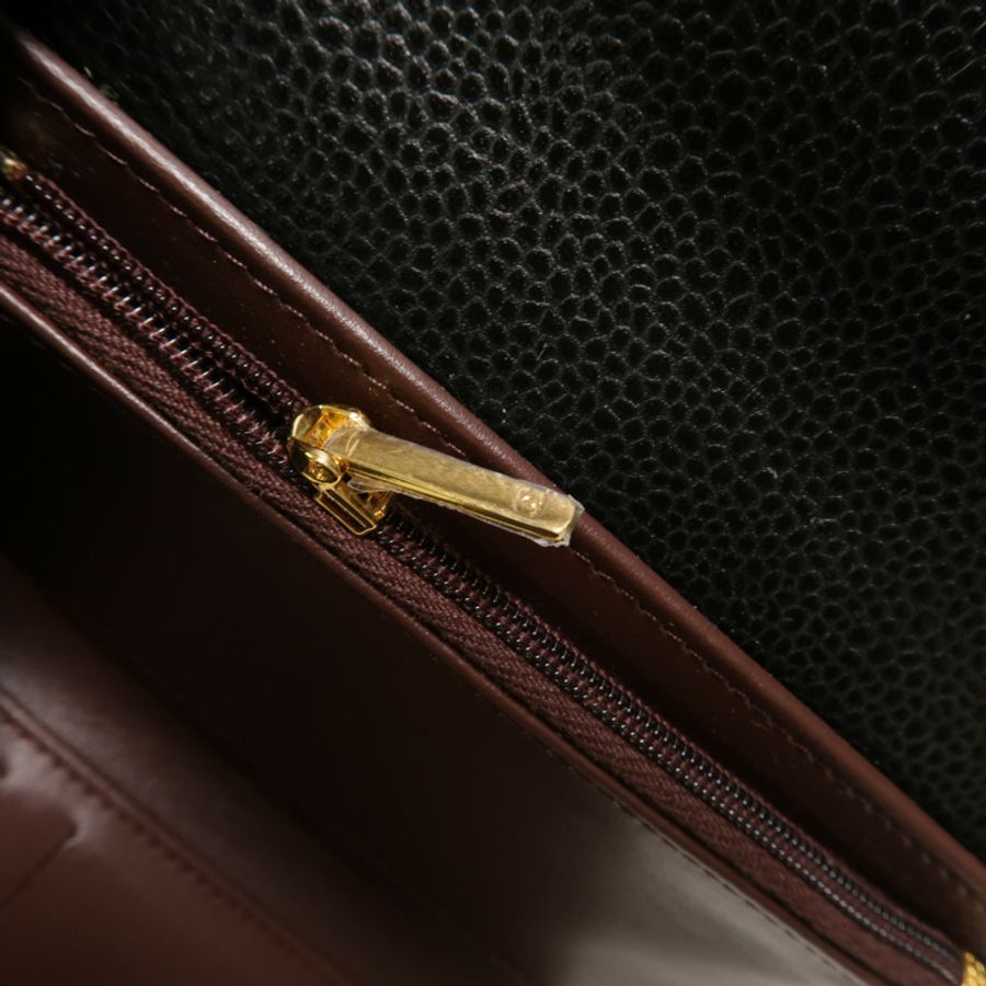 CHANEL 牛皮皮革Classic Medium Flap Wallet長錢包-16