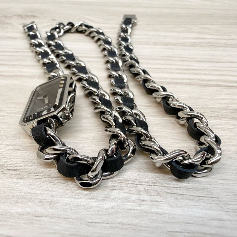 CHANEL 質感美🤍銀色皮穿鍊ICONIC CHAIN三圈首映錶-5