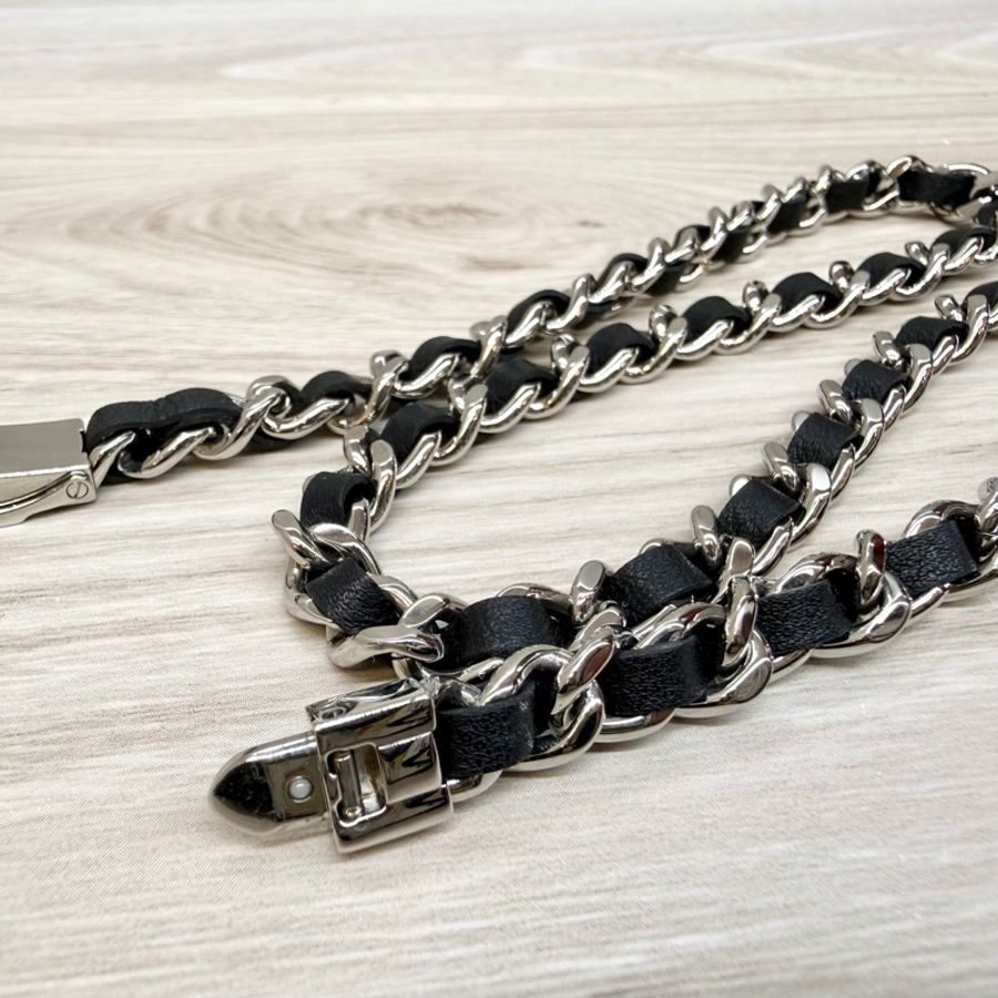 CHANEL 質感美🤍銀色皮穿鍊ICONIC CHAIN三圈首映錶-6
