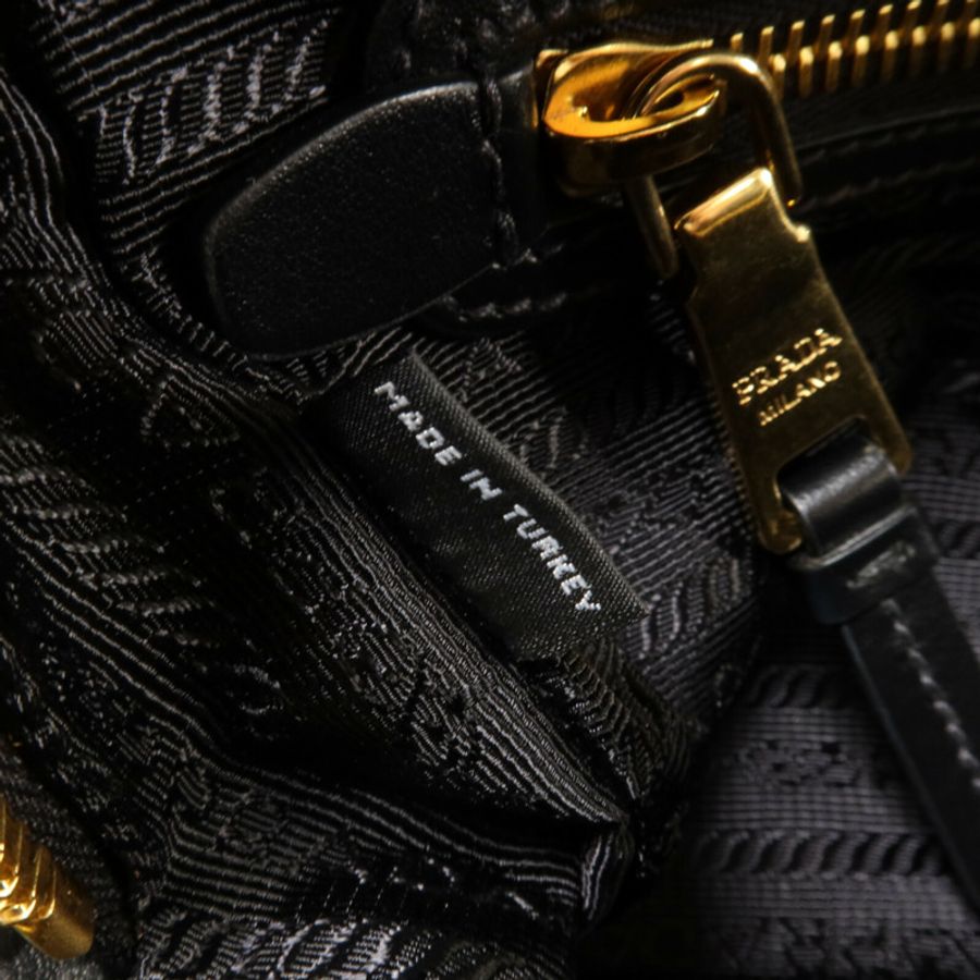 PRADA 尼龍Tessuto肩背袋-6
