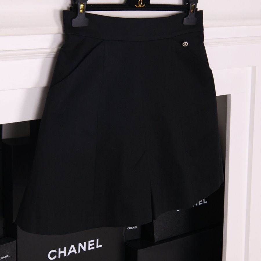 Chanel 19年邮轮系列黑色短裙半裙-2