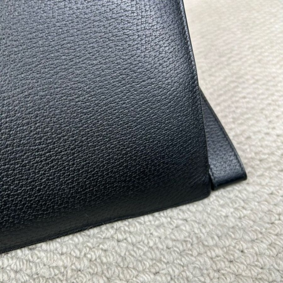 GUCCI古馳小蜜蜂手拿包 黑色荔枝紋牛皮 金色蜜蜂logo-10
