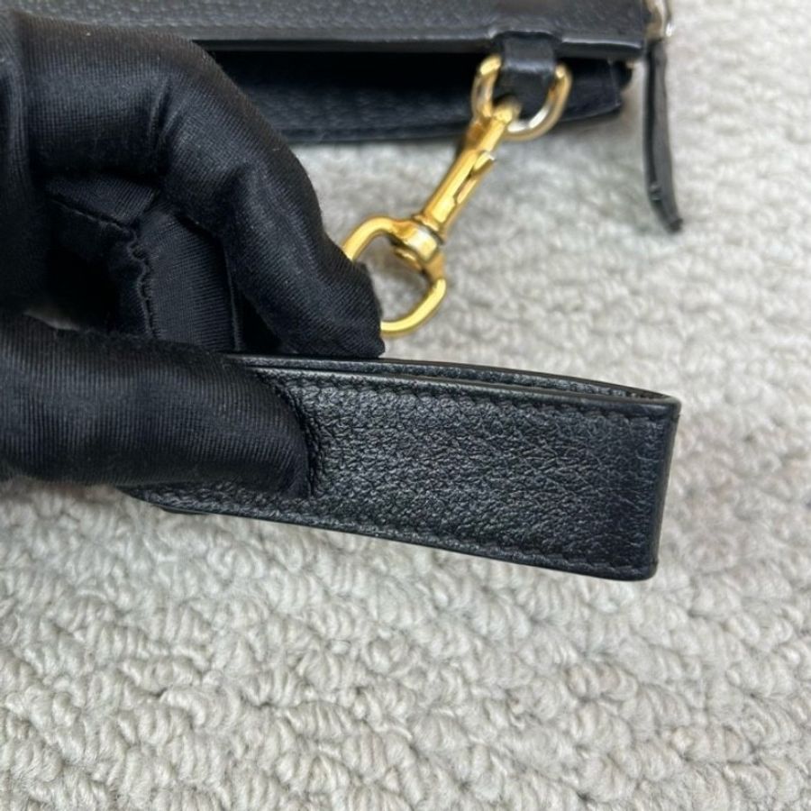 GUCCI古馳小蜜蜂手拿包 黑色荔枝紋牛皮 金色蜜蜂logo-16