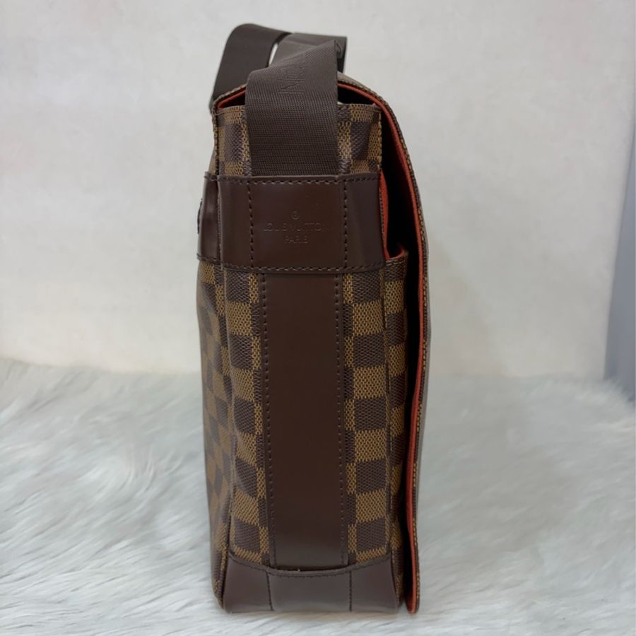 LV N45258 是 Louis Vuitton N45258 咖格 Damier Ebene 棋盤格 Bastille 肩背包-1
