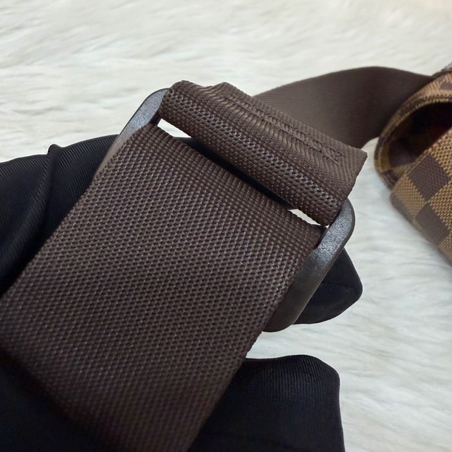 LV N45258 是 Louis Vuitton N45258 咖格 Damier Ebene 棋盤格 Bastille 肩背包-72