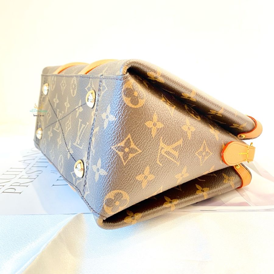 LV M44815 Soufflot BB 經典老花 三夾層 多功能 兩用 手提包 側背包 斜背包 公事包-6