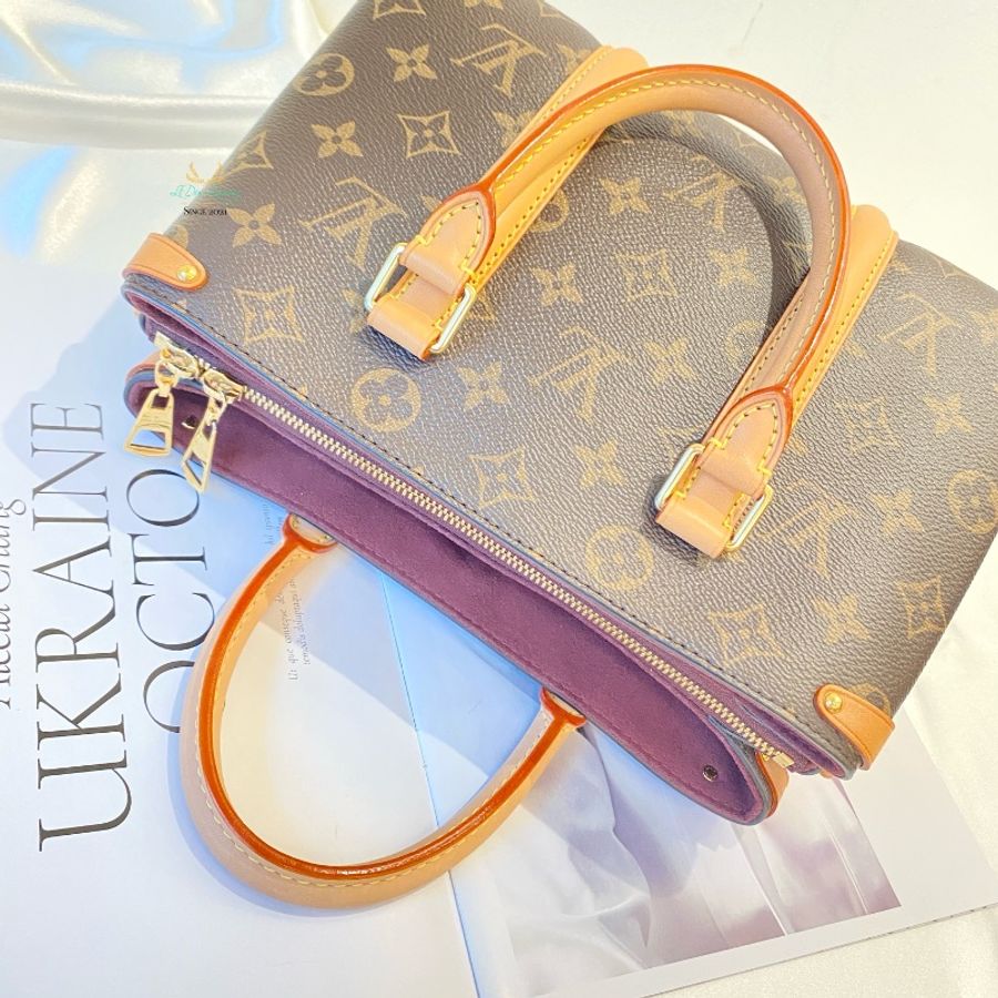 LV M44815 Soufflot BB 經典老花 三夾層 多功能 兩用 手提包 側背包 斜背包 公事包-10