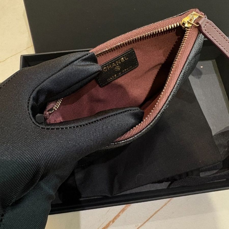 *SHIHNA名牌精品* CHANEL 小牛皮小型拉鍊手拿包-3