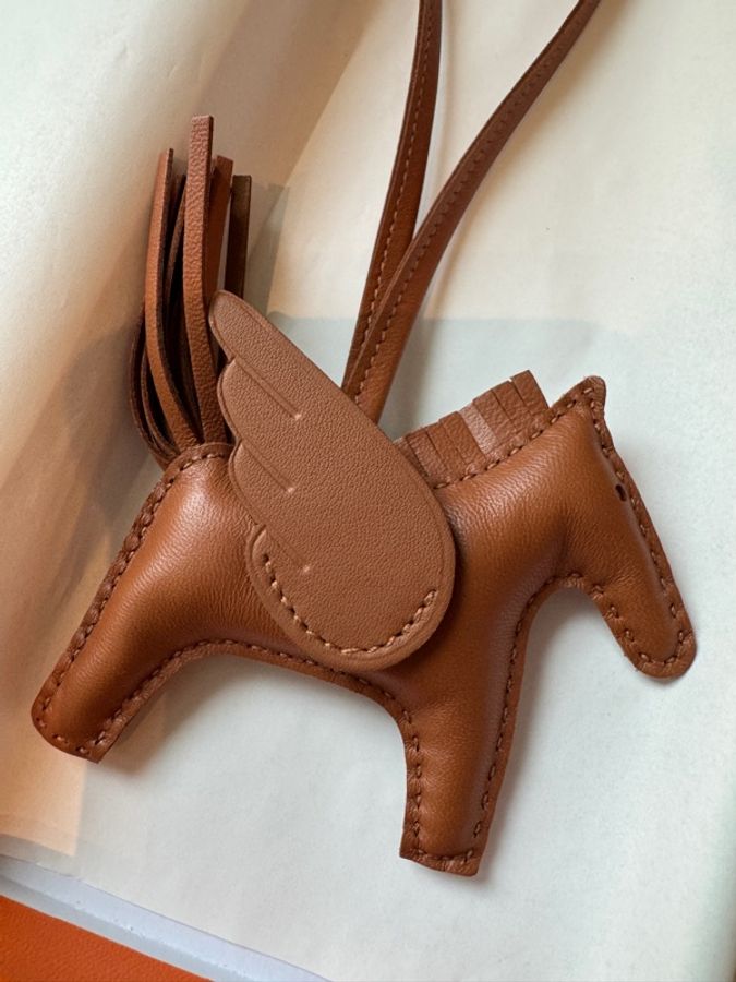 Hermes愛馬仕Hermes Rodeo PM 金棕小馬吊飾-4