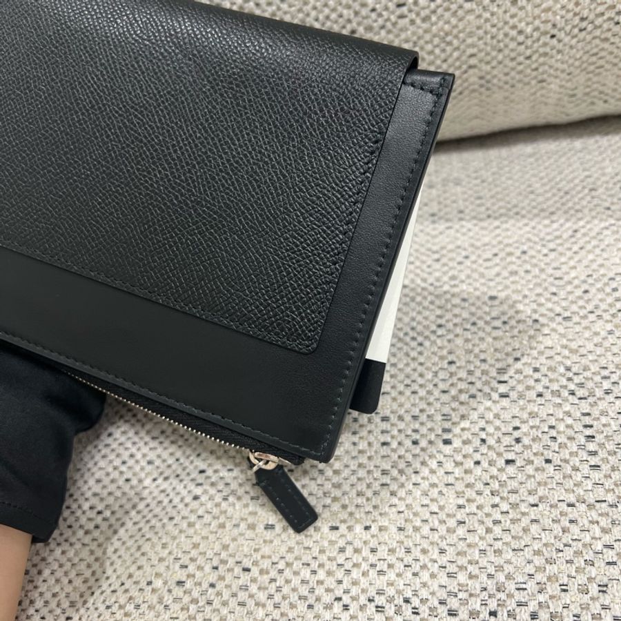 BALENCIAGA護照卡包-8