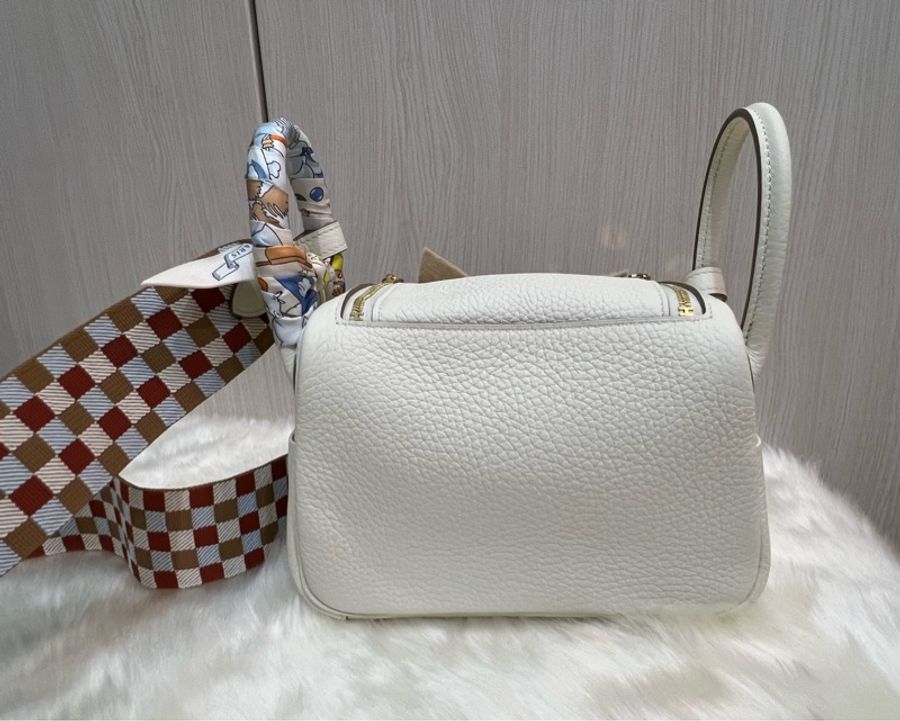Hermes mini Lindy天菜 Nata 奶油白 金釦 編織背帶(附Hermes絲巾、samorga 內膽包)-2