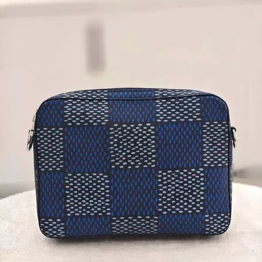 LV 新款Trio messenger 藍色格子三合一郵差包 芯片款 25*18 9新 配件塵袋-4