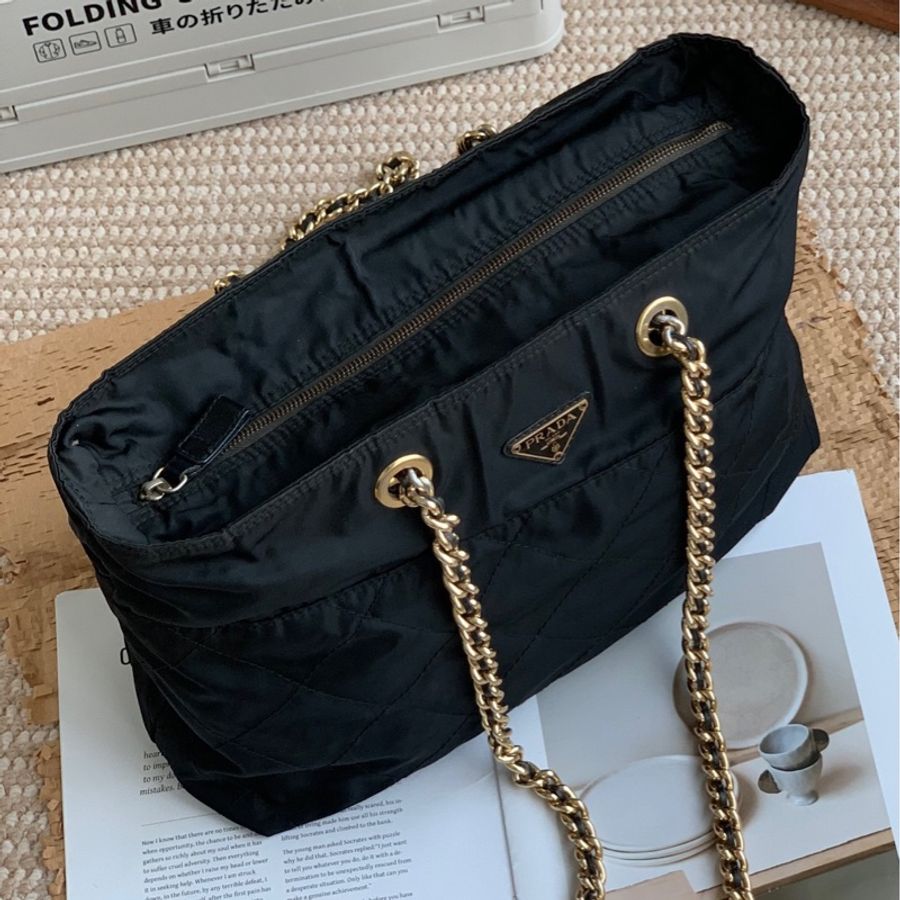 prada 普拉達 降落傘大號黑金 機場包單肩鏈條-3