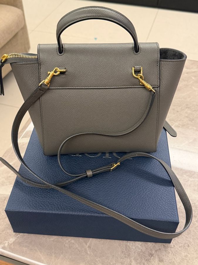 Celine 鯰魚包 大象灰-13