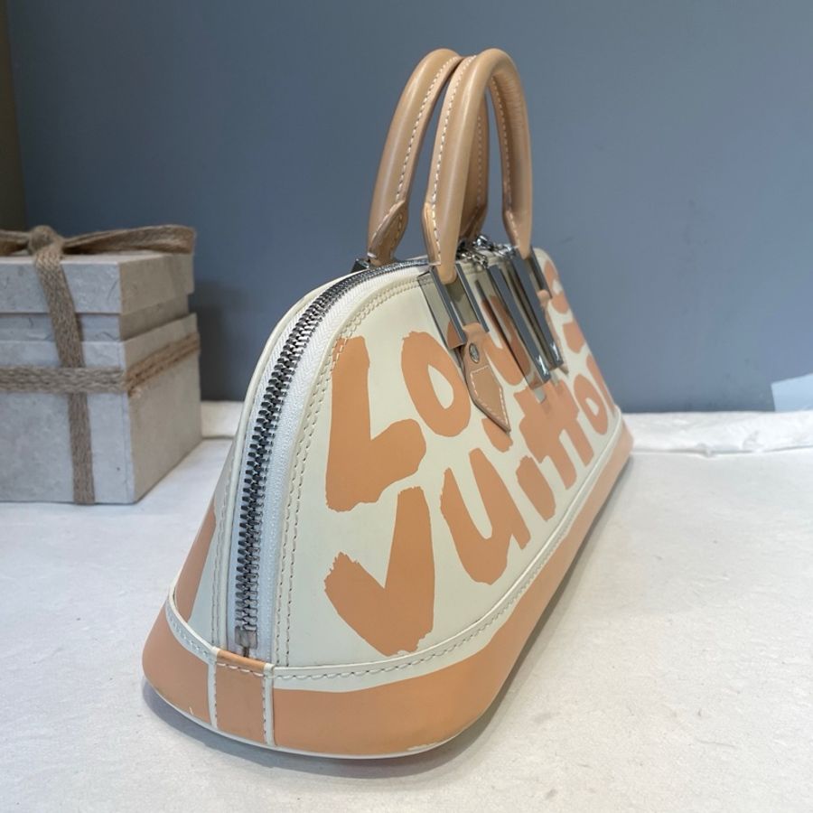 LV/路易威登 LV Alma Long奶茶塗鴉法棍包中號貝殼包手提包-3