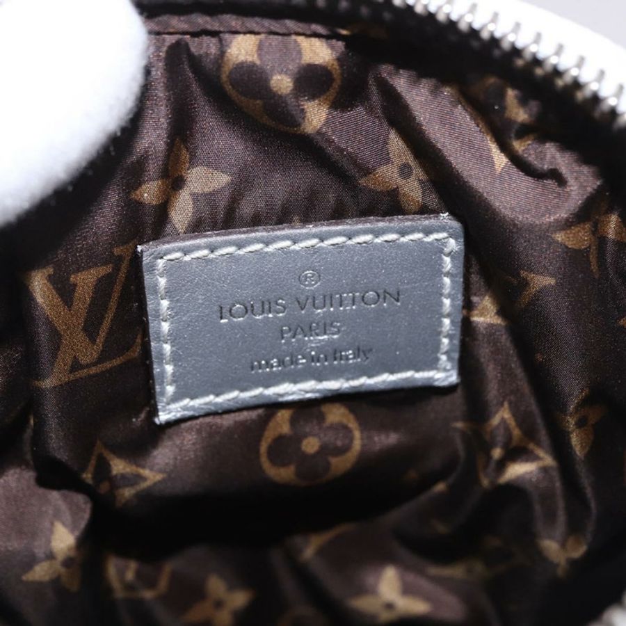【日本直送】路易威登 Monogram 枕頭手機袋 銀色 M81716 LV Auth am11853SAM-19