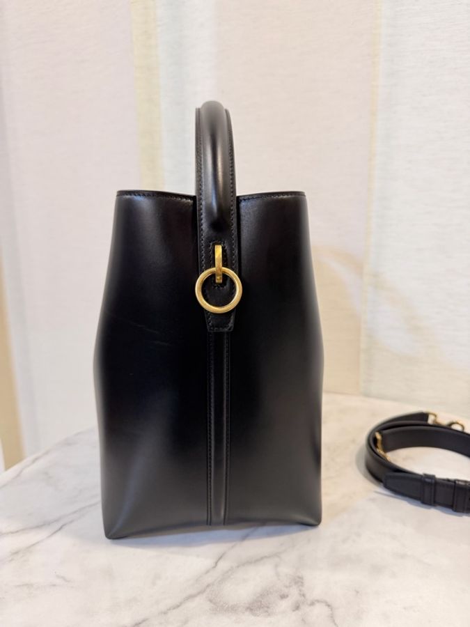 YSL 黑滑面牛皮LE 37霧金釦手提肩斜背水桶-13