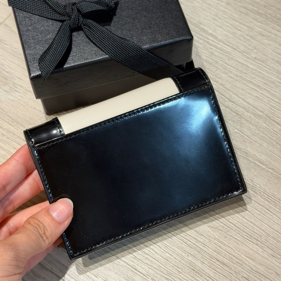 Saint Laurent(YSL)短夾 黑白拼色-5