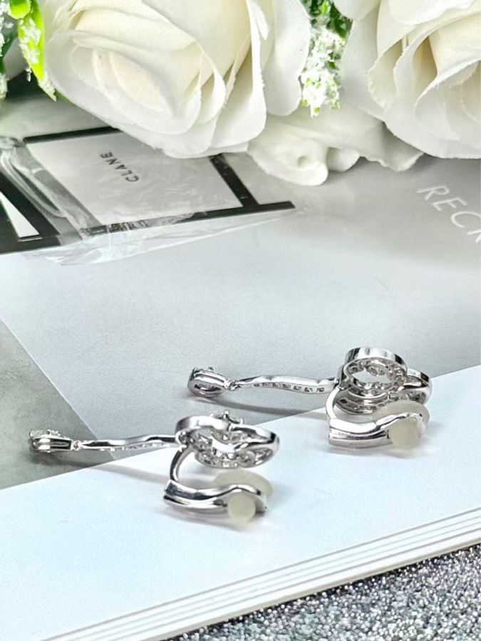 CHANEL香奈兒 高級珠寶款 18K白金如意鑽石耳夾-3