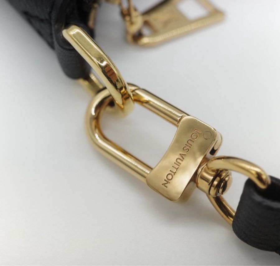 Louis Vuitton 路易威登BAGATELLE M46002 黑色全 皮壓紋彎月包牛角包斜背包單肩-13